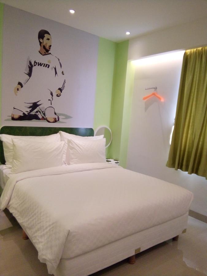 Uniq Hotel Yogyakarta Kültér fotó