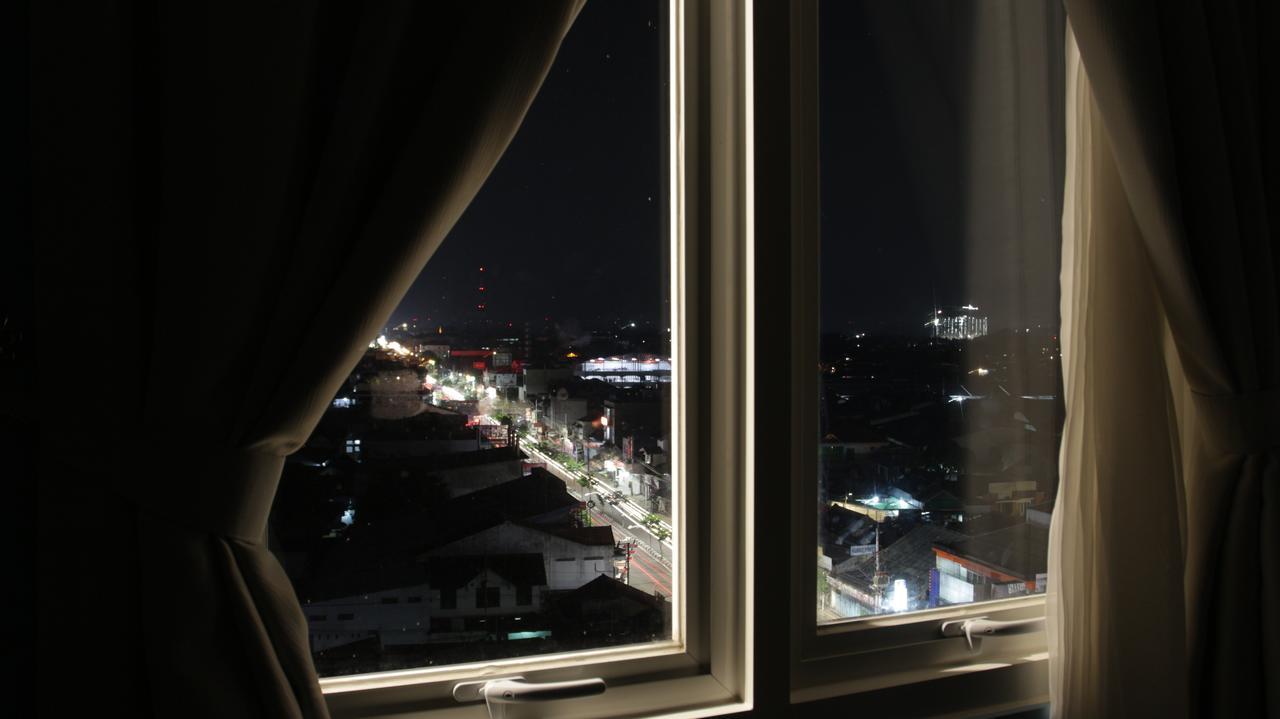 Uniq Hotel Yogyakarta Kültér fotó